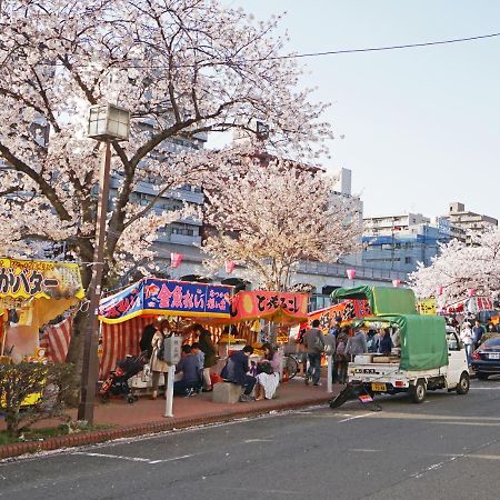 横浜ザ・アパートメント Yokohama  Buitenkant foto