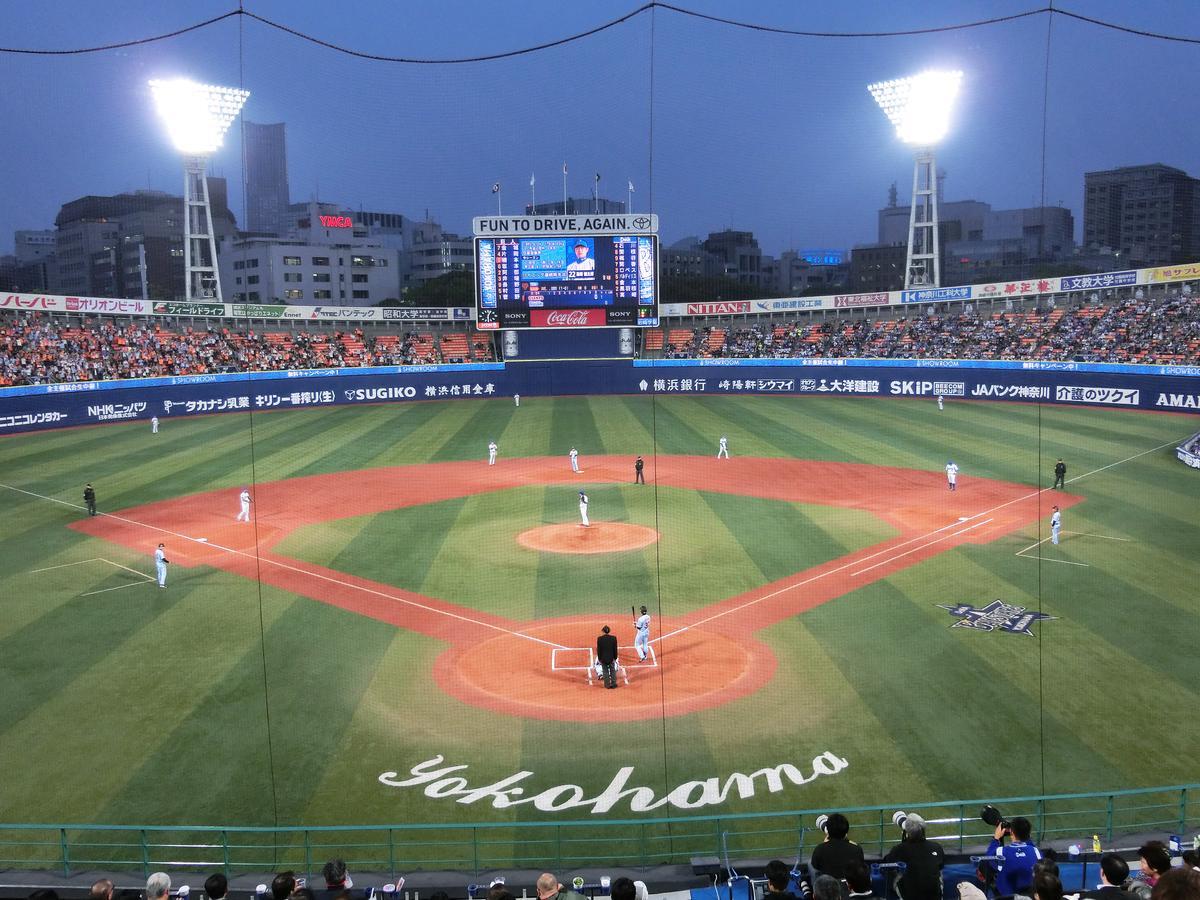 横浜ザ・アパートメント Yokohama  Buitenkant foto
